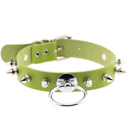 Skórzany choker z kolcami