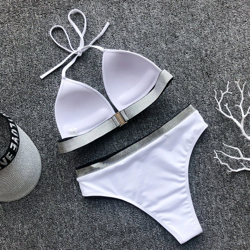 Bikini z ozdobną lamówką