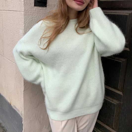Miękki dzianinowy sweter