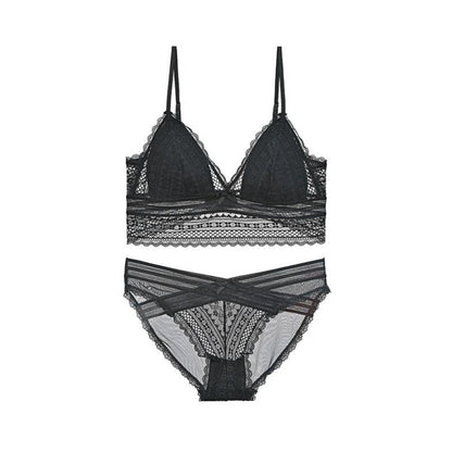 Koronkowy komplet bielizny z przedłużonym stanem