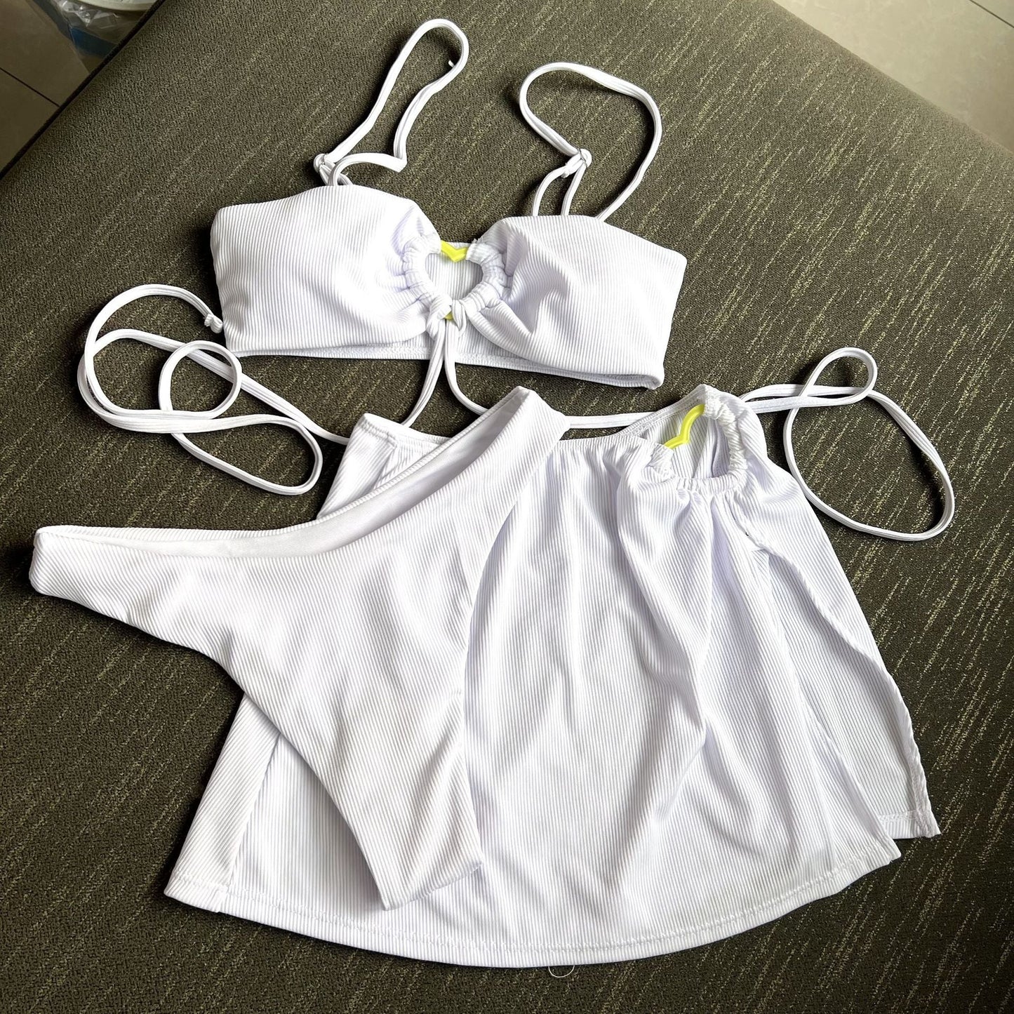 Zestaw plażowy bikini i spódniczka
