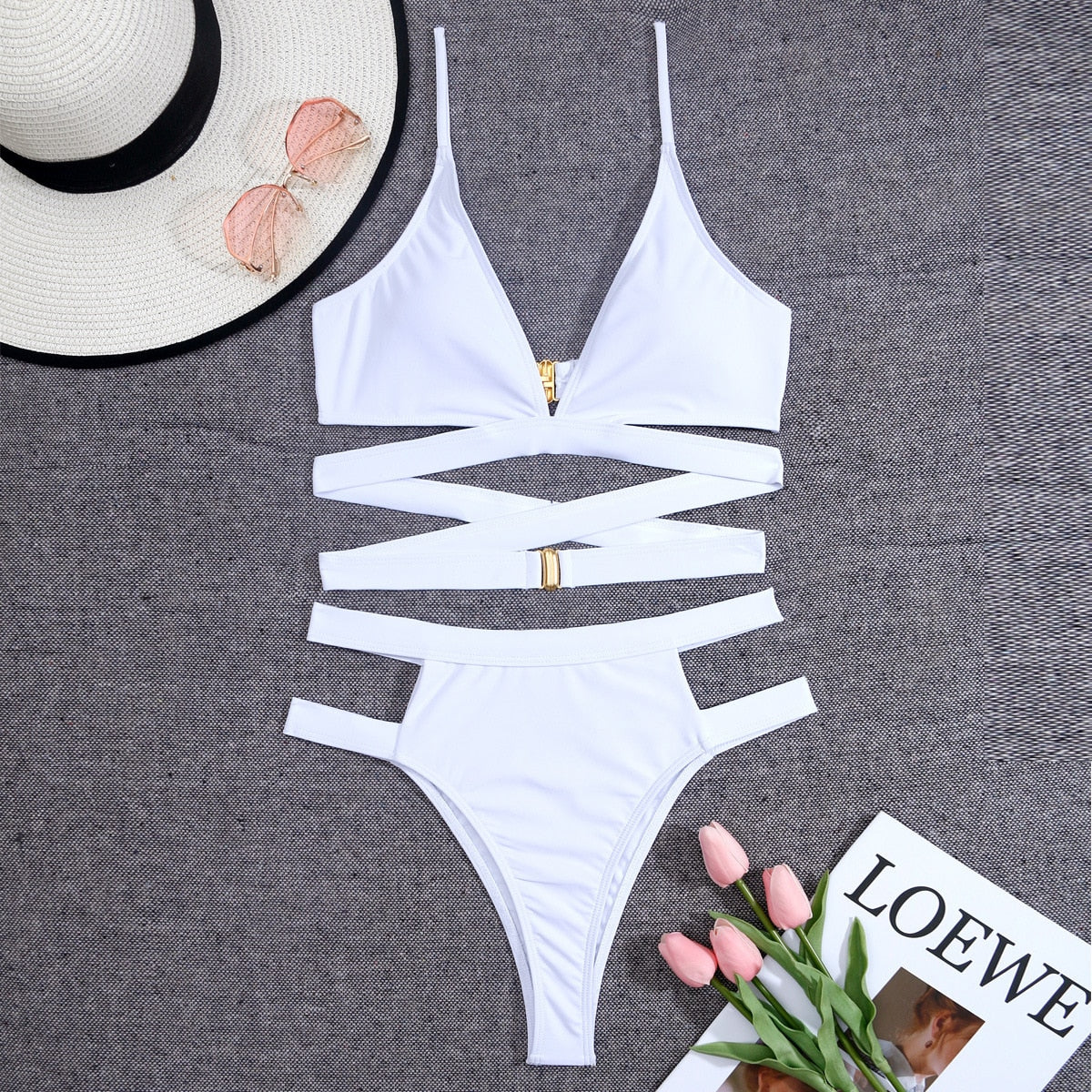 Dwuczęściowy strój kąpielowy bikini z paskami